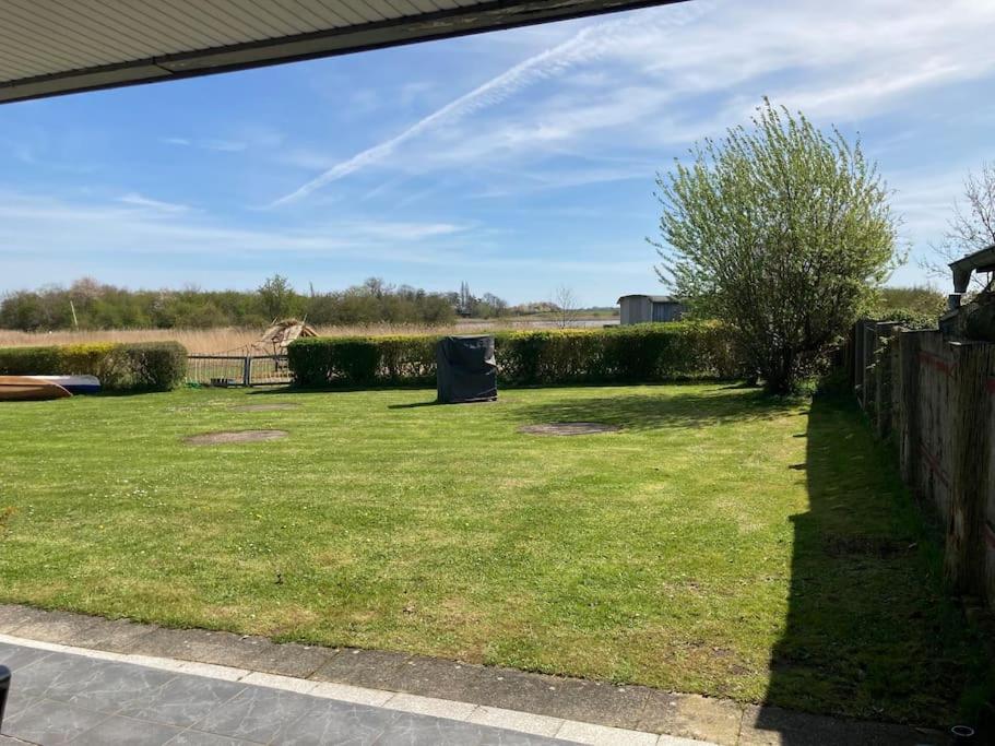 Ferienwohnung Nr. 1 Terrasse Bodden Kanu Bootssteg Zudar Exterior foto